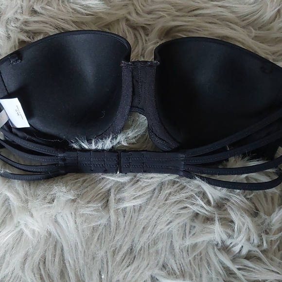 Black Swinsuit Top Size 34 C - Picture 6 of 6